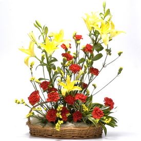 Online Flower Delivery-Basket Bouquet 4